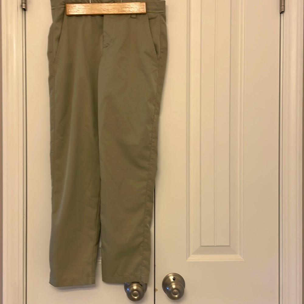 Boys Under Armour Golf Pants (tan)